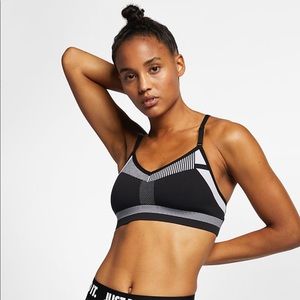 Nike Flyknit Indy bra